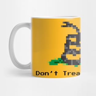 8-bit Don't Tread On Me Retro Gaming Tee Mug